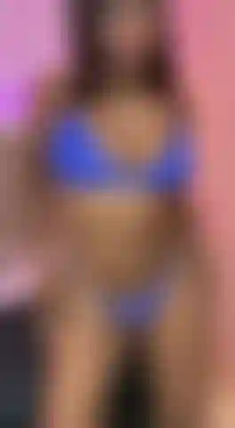 Mache striptease und spiele dominanz.