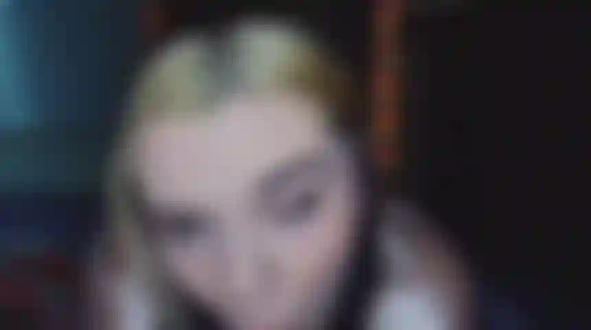 Pov sanfter leidenschaftlicher blowjob (kein ton).