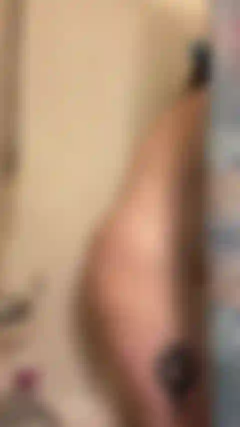 Spioniere mich unter der dusche aus.