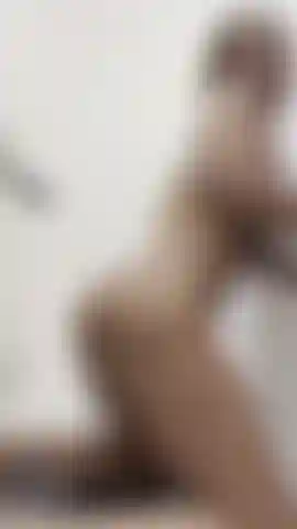 Striptease-muschispiel, teil 2.