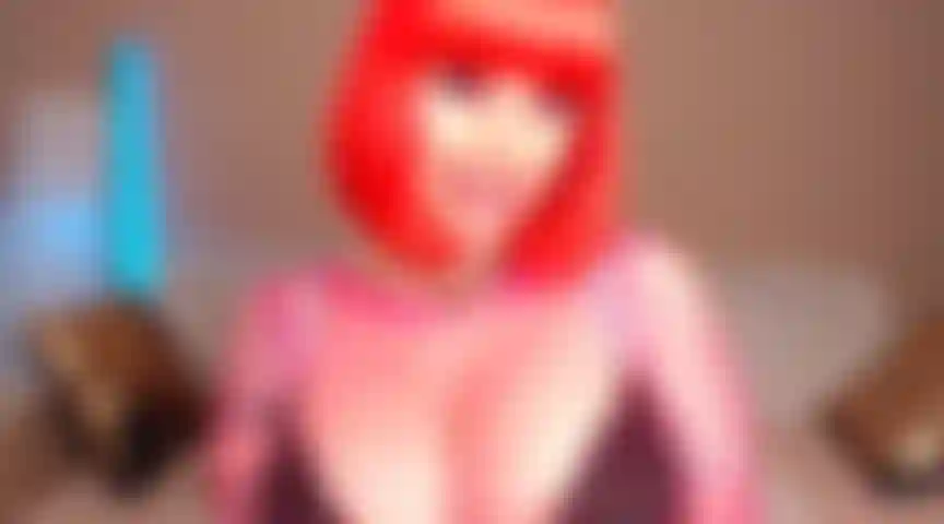 87. Kleiner kurviger schwanz, sph-cuckold-rollenspiel-ehefrau, die bbc-jubiläumsüberraschung lutscht.