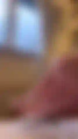 watch me rub my perfect feet with cream