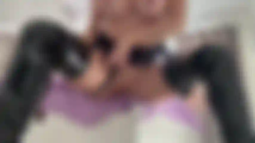 Fick mich auf der bettkante!!!