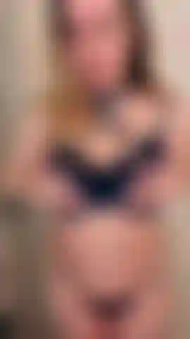 Come closer let me show you how I play with my tits in this cute blue velvet set