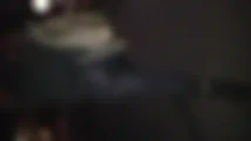 Würdest du mich nachts zu meinem auto begleiten?