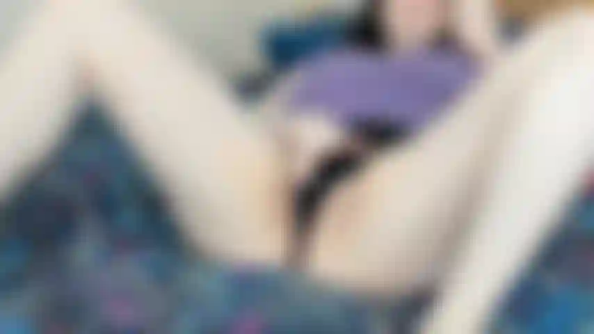 Nahaufnahme eines sprudelnden und pulsierenden orgasmus.