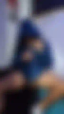 Lazy at home #latino #caliente #moreno