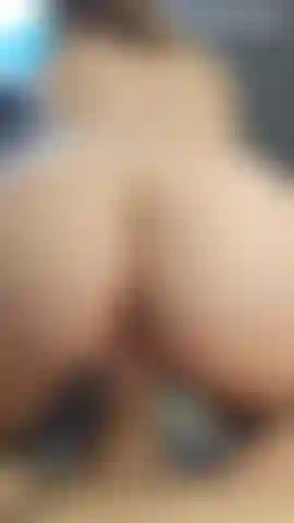 Pov reite seinen harten schwanz und mache ihn mit meinem muschisaft so nass.