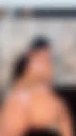 You've never seen me in this pose and doing it so hard, right?