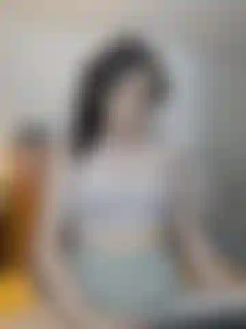 Spionierte mich beim lesen aus und bekam schluckauf. Ich versuche es zu ignorieren, aber es ist schwer, wenn einige laut sind und meinen ganzen körper zum wackeln bringen! Manchmal sind sie auch nur klein und schweigsam. (18 Protokoll).