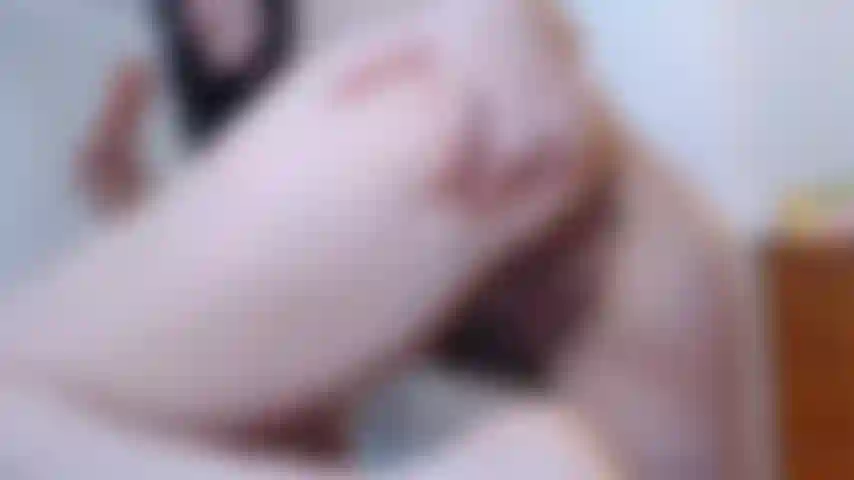 Ficke und lutsche mit einem dildo und zeige live-cams doggy und hautnah.