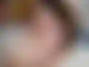 Ich möchte, dass du deinen tag als der glücklichste mann der welt beginnst, also lass mich zwischen deinen beinen bleiben und mir in pov-position zuschauen. Wir haben genug zeit, bis sie zur arbeit gehen müssen! Und bereite dich auf die überraschung vor.