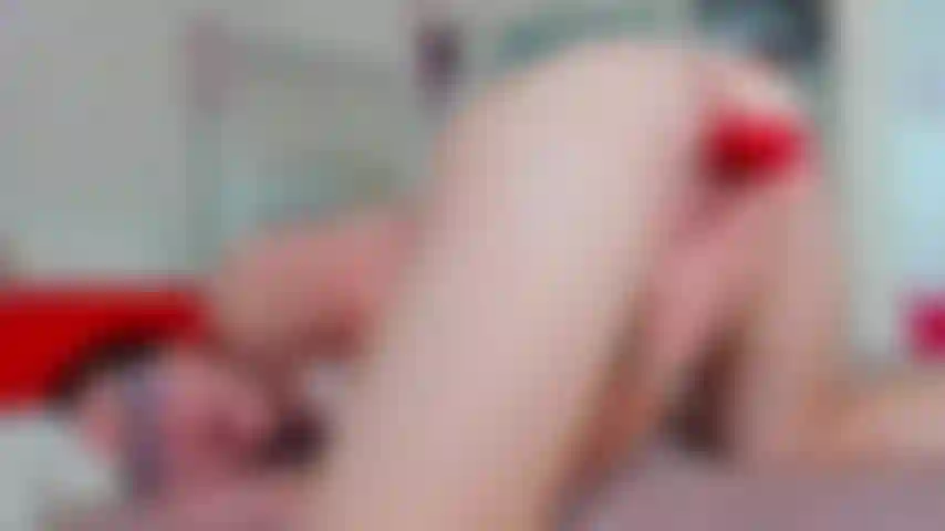 Kurzes, individuelles video: ich zeige dir gerne, wie du mich lecken und nass machen kannst, und am ende werde ich beim ficken in den arsch kommen!