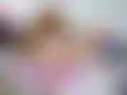 Dein größter wunsch ist es, mir beim masturbieren zuzusehen, eine gute zeit zu haben und wie ich meine zarten frauenteile berühre. Entspanne dich und genieße mein vergnügen oder du kannst dich mir anschließen und mich ficken, bis ich zittere!