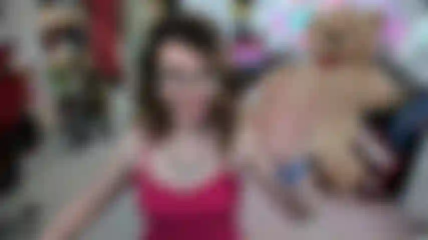 Ich liebe cam2cam-erlebnisse!!! Anstatt zu tippen, teilen sie ihre webcam mit mir und lassen sie uns reden! Mein englisch ist nicht perfekt, aber wir können uns verstehen!
