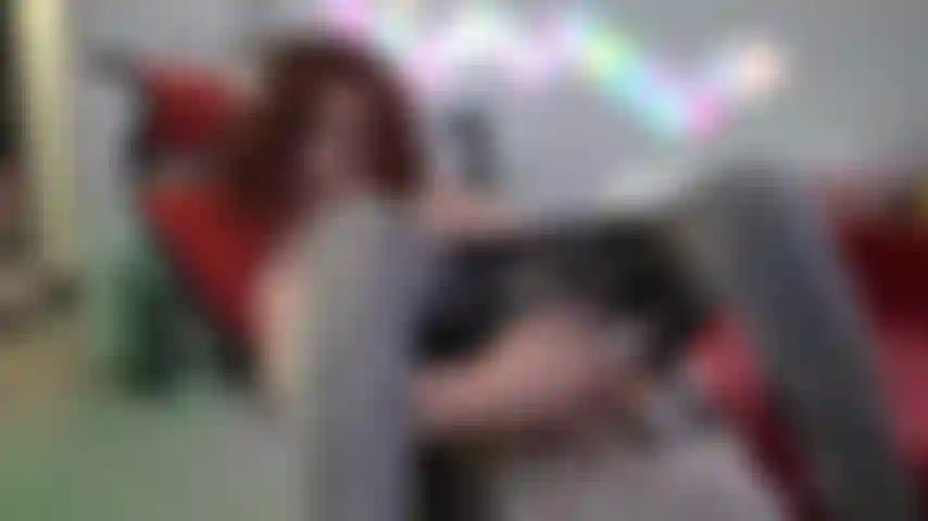 Eine meiner besten squirts und analshows! Mach dich bereit für mich, denn nachdem ich auf deinen schwanz gespritzt habe, wird mein arsch deinen schwanz so tief wie möglich verlangen. Goldshow-erfahrung - schütteln, stöhnen, arschspiele, am besten.