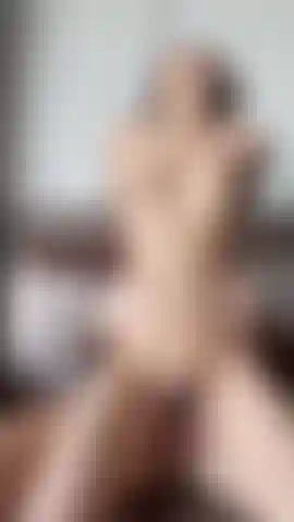 BOUNCING ON DADDYS BIG COCK