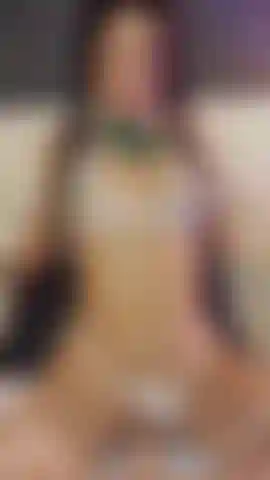Reite einen dildo wie ein cowgirl.