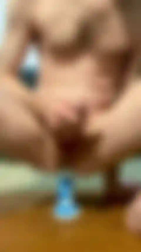 ( Ganzes video) und hüpfe auf meinem spielzeug.