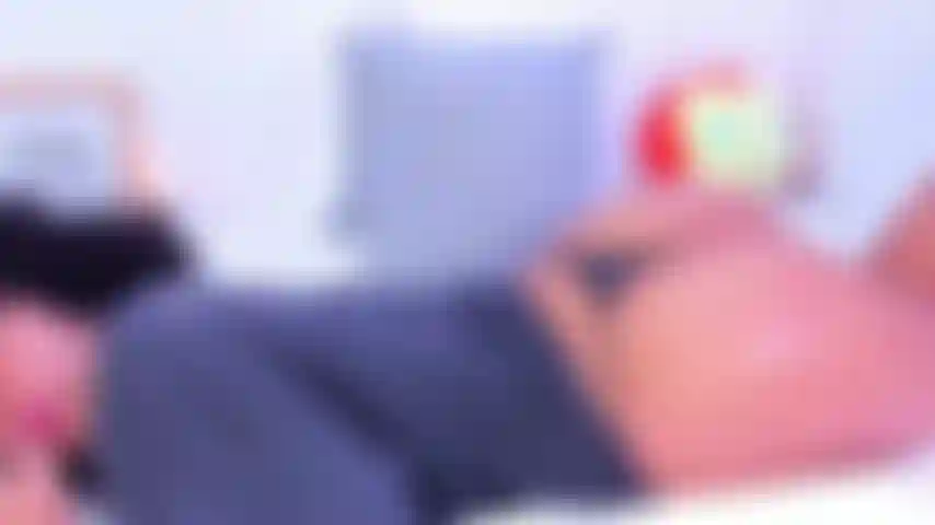 Großer arsch mit öl.