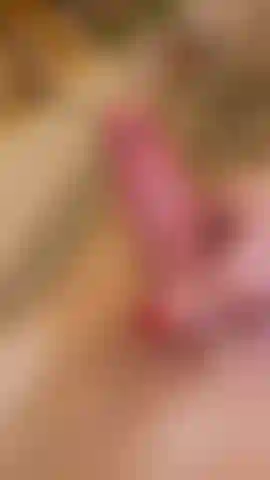 Ich wichse meinen rosa schwanz in meiner badewanne ich wichse meinen rosa schwanz in meiner badewanne.