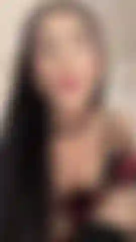 Tiefer analsex, während ich meine enge, cremige muschi fingere.