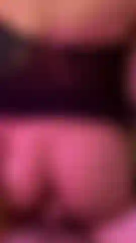 POV: youre my service top giving the pillow princess the