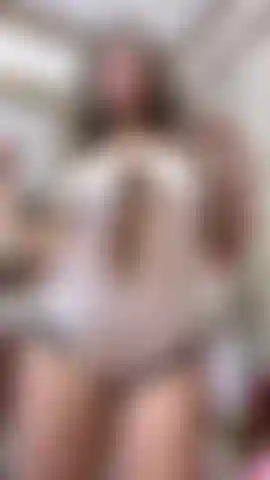 Meine süßen brüste.