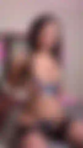 Fingering myself with my fishnets on  and of course making myself cum all over!!