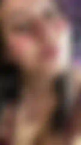 Meine augen sind hier oben, hehe.