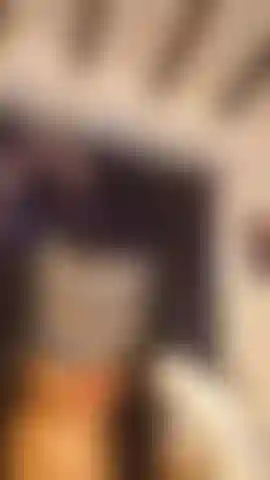 Verliebt in meine süße, cremige banane.