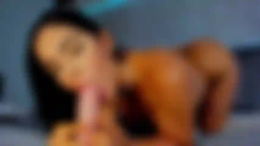 Blowjob im doggystyle.