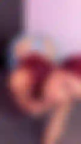 Red -Red Wardly Secrets