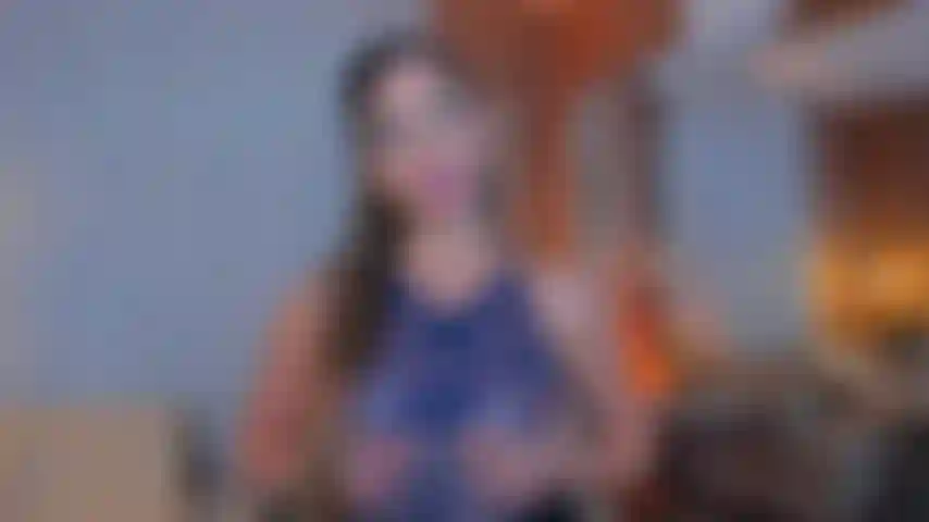 Blowjob auf meinen knien, pov, und ich reize dich vor dem spiegel!!!