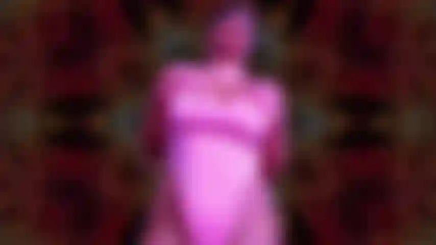 Friday night goon session. Gooning encouragement w handbra and bouncing tits w pasties. Super sexy, super fun. Features; Special FX, Gooning, Mind Fuck, Mesmerize, Boob bouncing, Pasties, Jerk off encouragement & Orgasm denial.