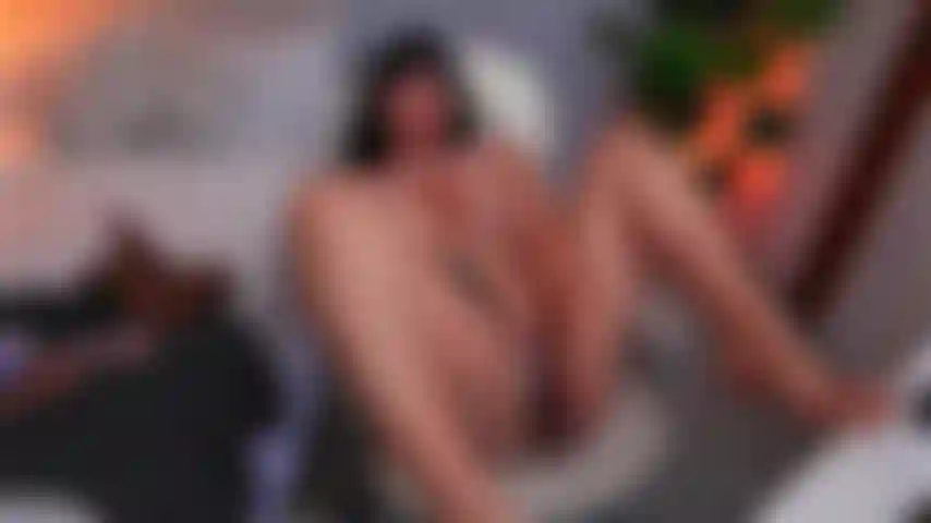 Squirt and pussy close up