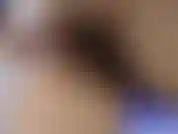 Ich spiele mit meinem busch und dann mit meiner muschi, während ich mit meiner sinnlichen stimme beschreibe, was ich tue. Meine muschi wird cremig, wenn ich sie necke, dann habe ich einen spritzenden orgasmus, während ich auf deinem gesicht sitze.