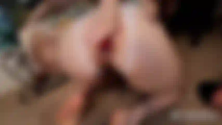 Anal-empfang 2: sperma in meinen haarigen arsch – anal mit realistischem dildo mit anal-creampiefull hd – schuss mit.