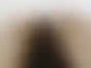 Brillenstriptease - wenn ich nackt bin, beuge ich mich vor und zeige dir meine behaarte muschi, und spreize meine großen schamlippen. Ich nehme meine brille ab und gleite damit über meinen körper und meinen busch!