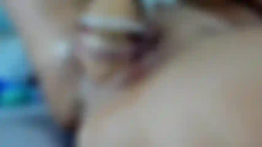 Wie meine hand so tief in mir verschwindet.