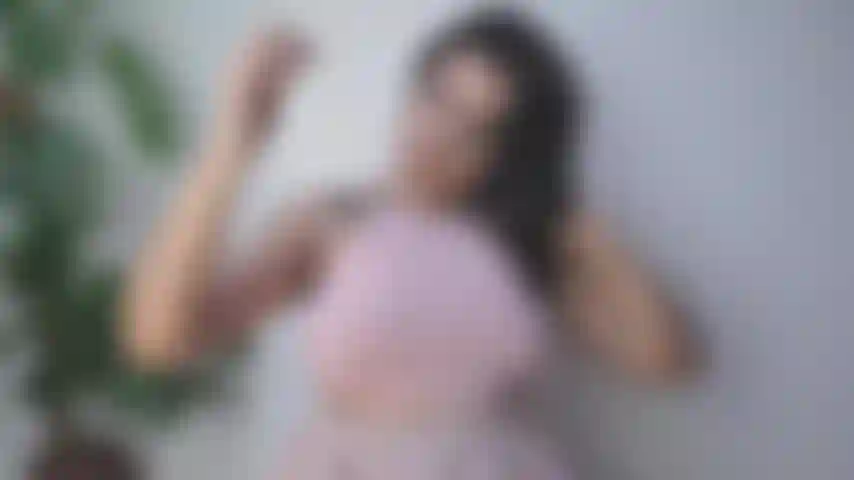 Wichs auf meine haarige fotze.