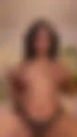 Brust und muschi blitzen auf.