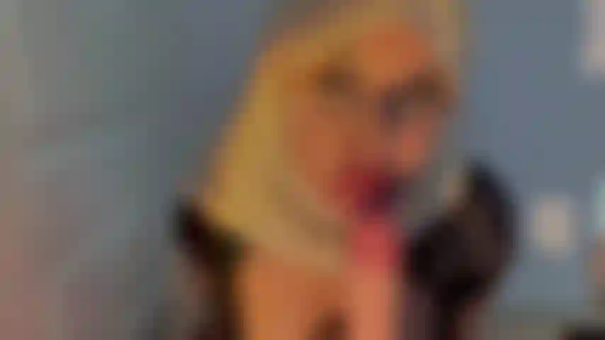 Muslimische hijabi bj teaser: vollständiges video unten.