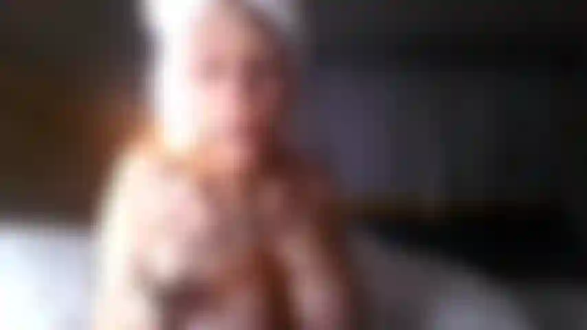 Smoker vid wet hair just out of the shower smoking cumming like a smoker slut in bed