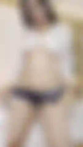 Ich tanze als sexy lateinamerikanisches mädchen.