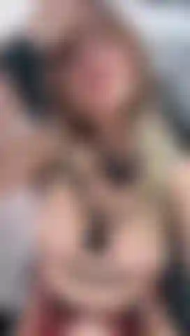 Una sesin cruda, real y sin editar. / A raw, real, and unedited session.