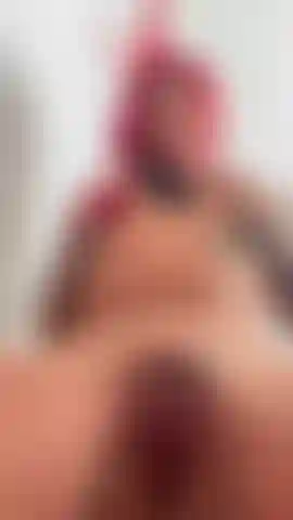 . Meine muschi sitzt auf deinem gesicht.