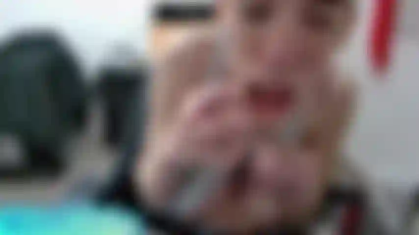 Finger lutschen und abspritzen.