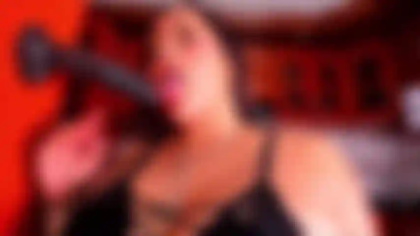 Blowjob in der küche.