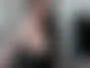 Ich zeige meine sexy dessous und werde von meiner fickmaschine auf allen vieren und dann auf meinen rücken gebumst. Es lässt mich hart abspritzen.